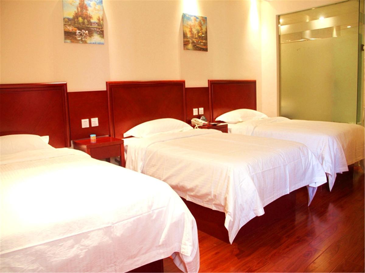Greentree Inn Anhui Wuhu Zhongshan Road Pedestrian Street Express Hotel Bagian luar foto