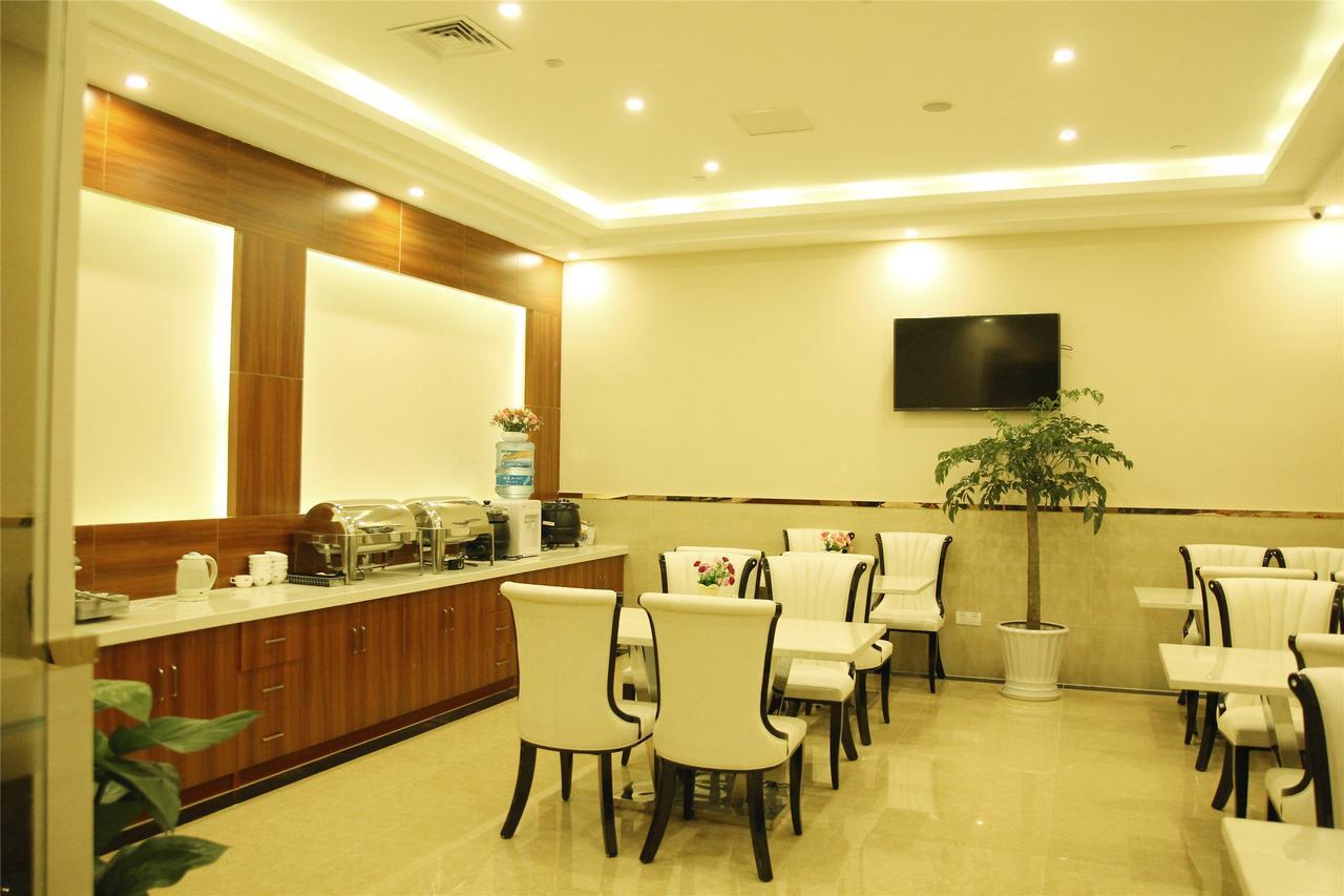 Greentree Inn Anhui Wuhu Zhongshan Road Pedestrian Street Express Hotel Bagian luar foto